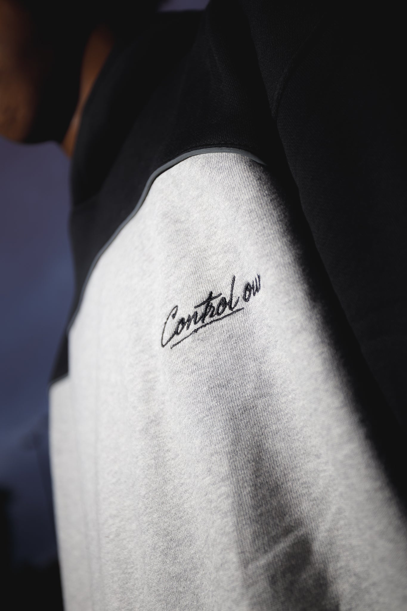 Control Ours Core Hoodie -
Grey/Black
